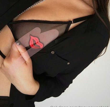 cameltoe onlyfans kunst schöne bilder