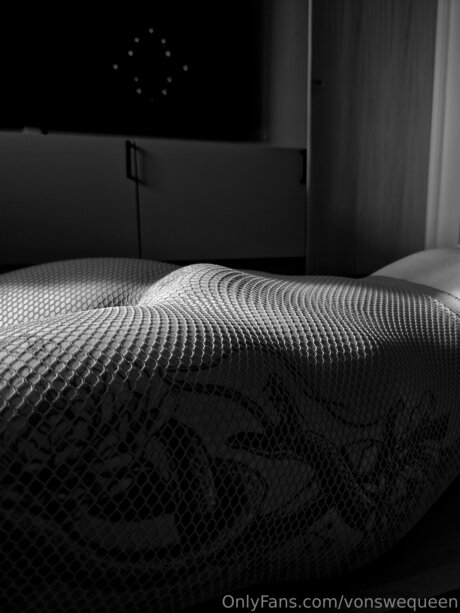 vonswequeen xxx pornografische bild
