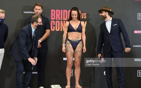 Female Boxers pornostar fotos