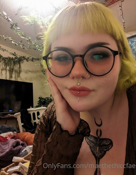 maethethiccfae model pornografische galerien