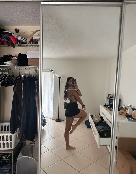 Ashley Aoky sexy schöne galerie