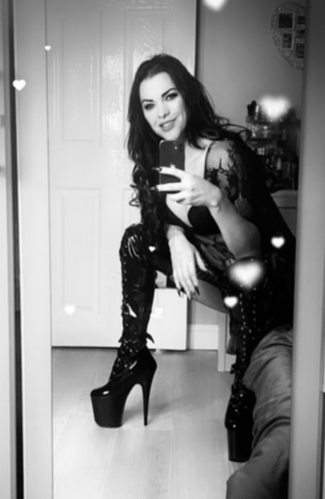 Jordan Jay sexy hd bilder