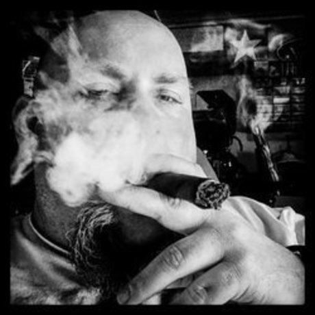 Chub King erwachsene nackten bild