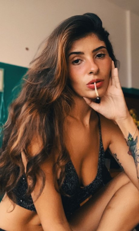 Dhevil nackte pornostar galerie