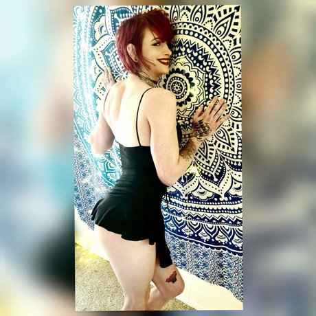 RosieDoll hübsche pornostar bild