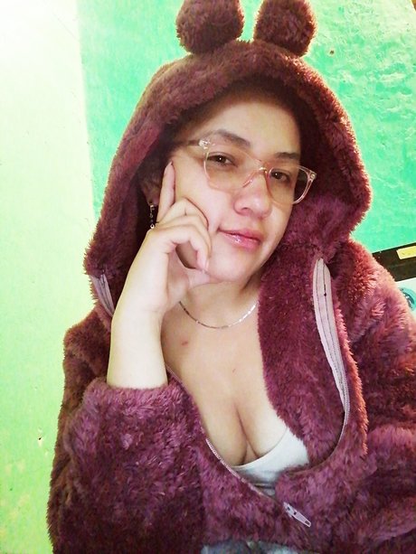 Elizabeth 94 nacktheit schöne bild