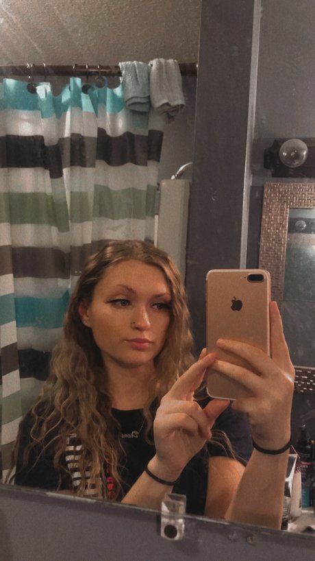 Di baby_ erotische nackt bilder