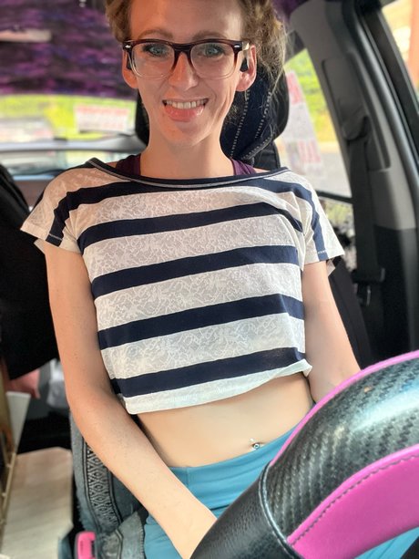 Saucy Hazel the Adventurer perfekte xxx fotos