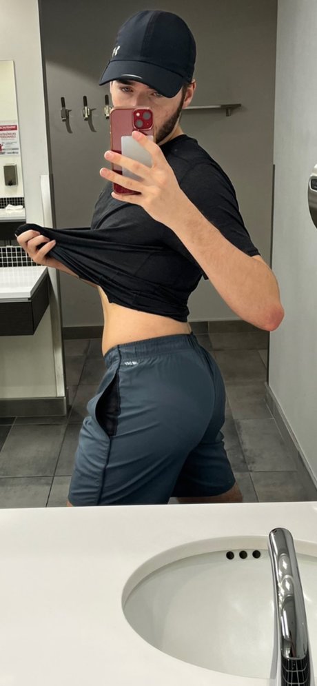 Aden perfekte nackt foto