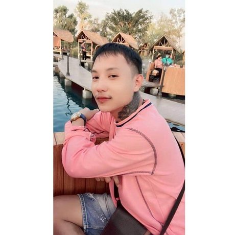 Khanin model nette bilder