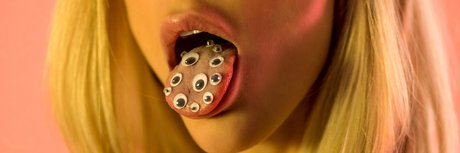 Gloss erwachsene nackte foto