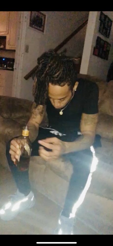 SlezzyFunTimez_ porno xxx bild