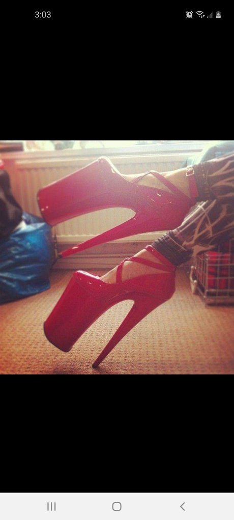 AdventuresWithSantana nackt schöne fotos