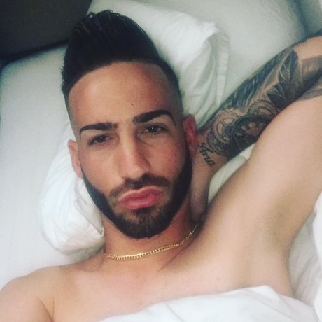 Deniel kostenlose nackt fotos