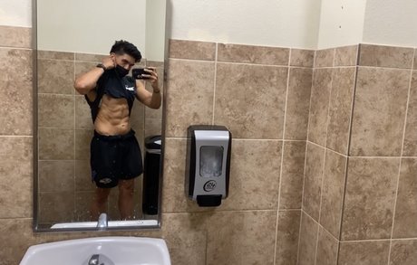 Patricio Riley hd nackt bilder