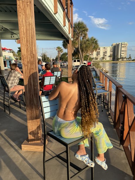 Paris Nieves kunst pornographische archiv