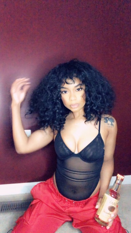 Paris Lavet sex pornostar foto