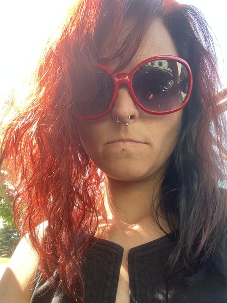 Gaia Caliente top nackte bild