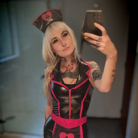 Danica Hellfire schauspielerin nackten galerien