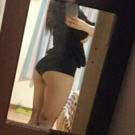 Karla Petitte erotische nackten bild