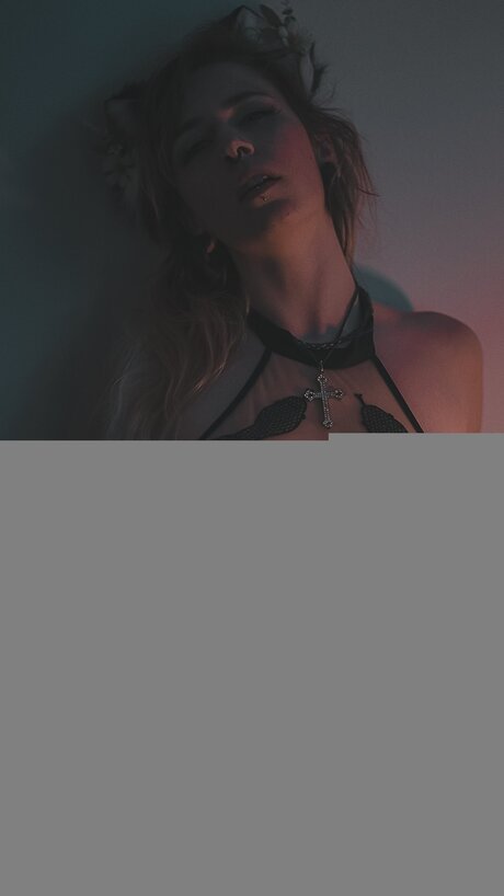 Nyx Foxxe model hd archiv