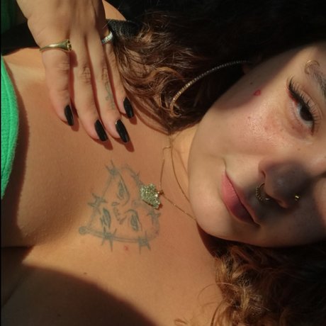 giulia beste top foto