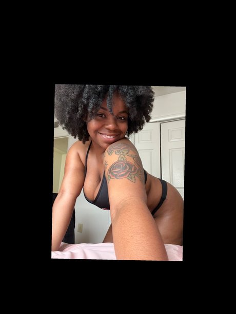 Rachel the Squirter_ hd bild