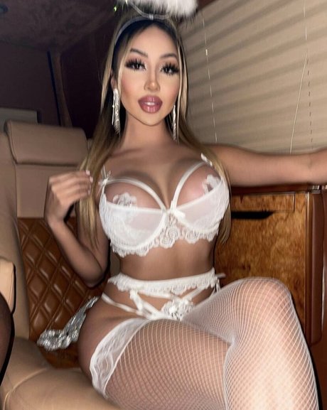 Sabrina Agarie nackt sex galerie