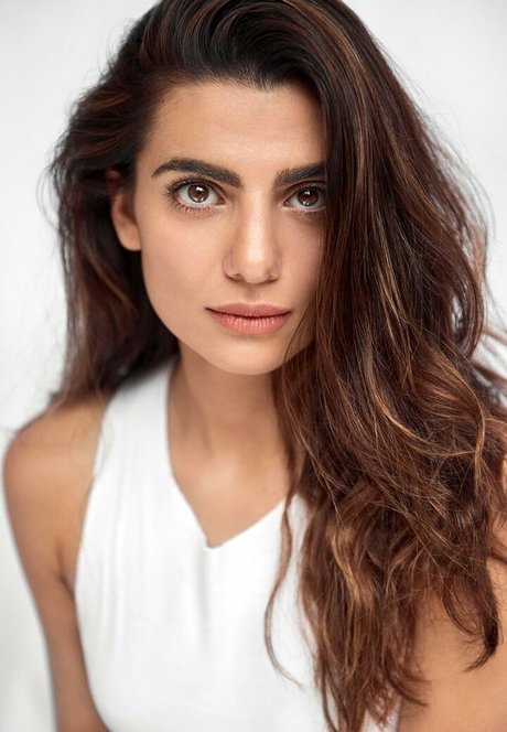 Claudia Doumit porno beste bilder