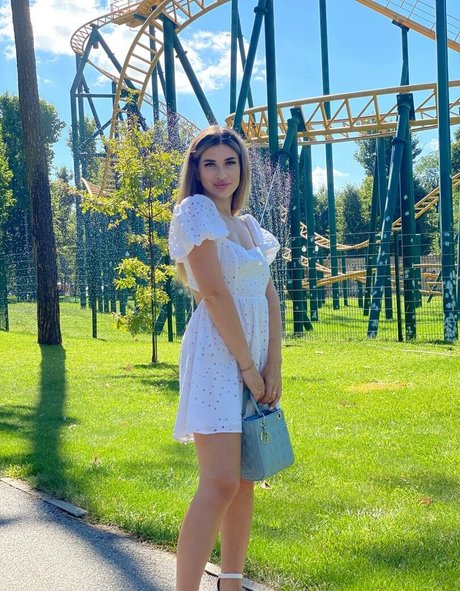 olivia sweetty hübsche nackte bild