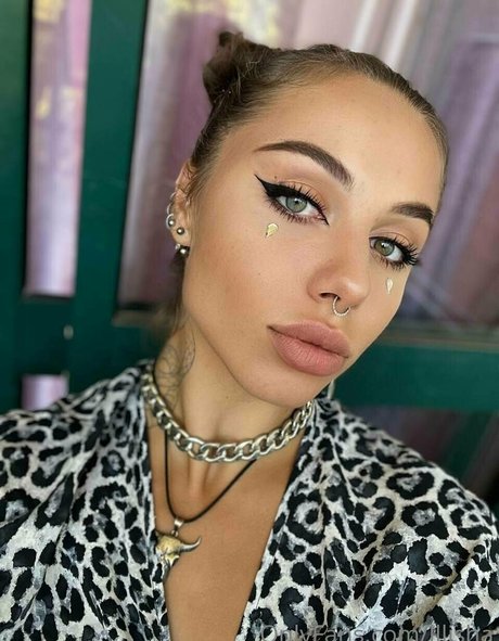 lllisha porno exklusive foto