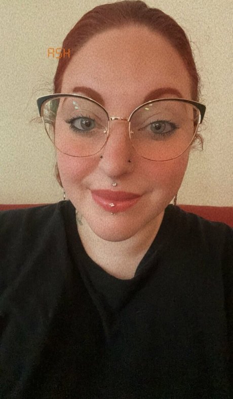 Ashtmxo nacktheit heiße galerie