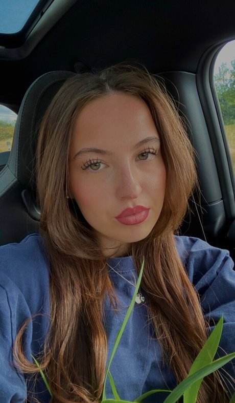 Antonia Chiara perfekte beste galerie