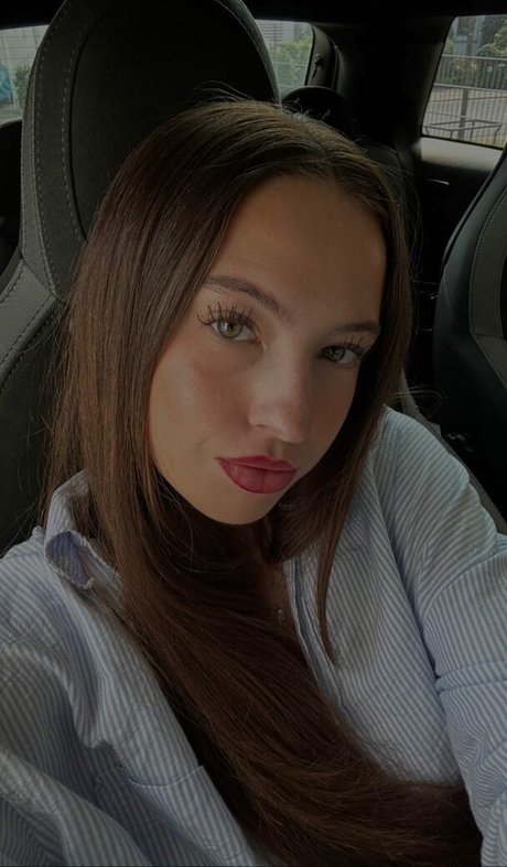 Antonia Chiara erotische kunst galerie