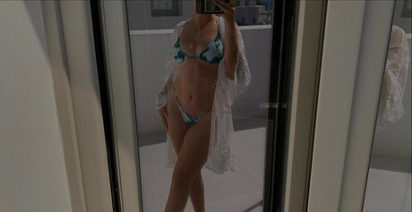 Antonia Chiara hübsche erwachsene galerie