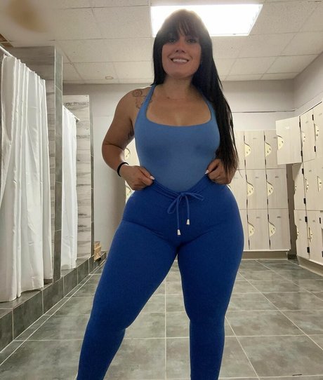 flugbegleiterin onlyfans exklusive archiv