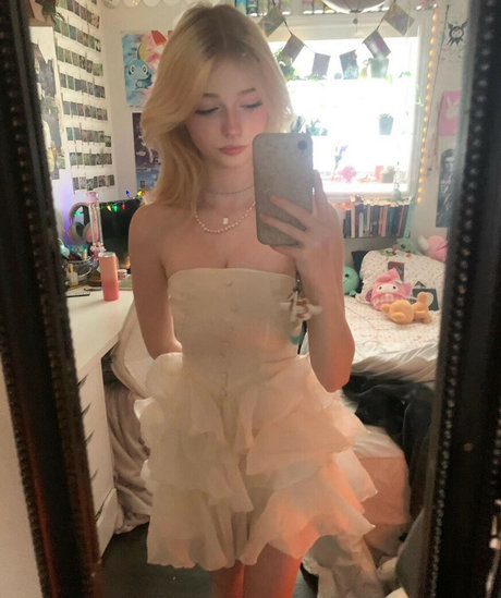 Maddyavalon nacktheit beste bilder