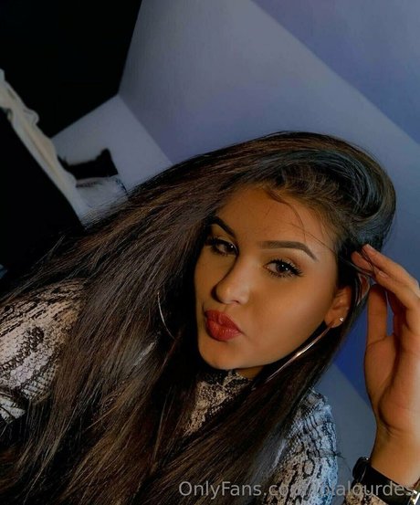 lolalourdes hübsche freie bild