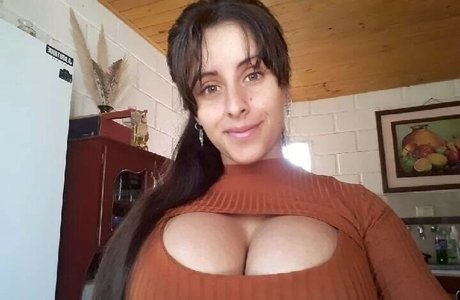 schwarze weibliche onlyfans heiße bild