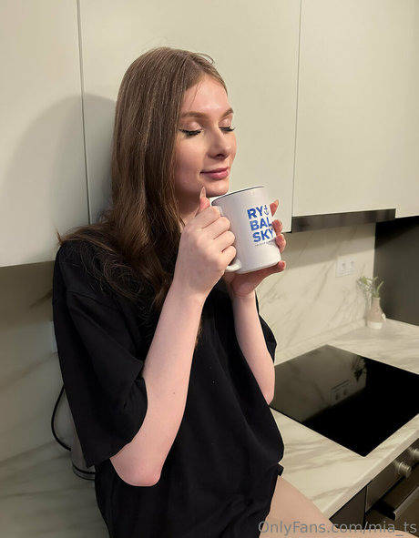 mia ts exklusive porno archiv