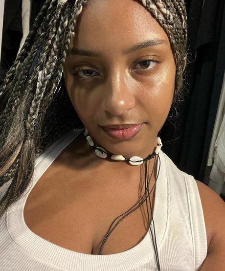 asiatische teenager-onlyfans nacktheit kunst galerien