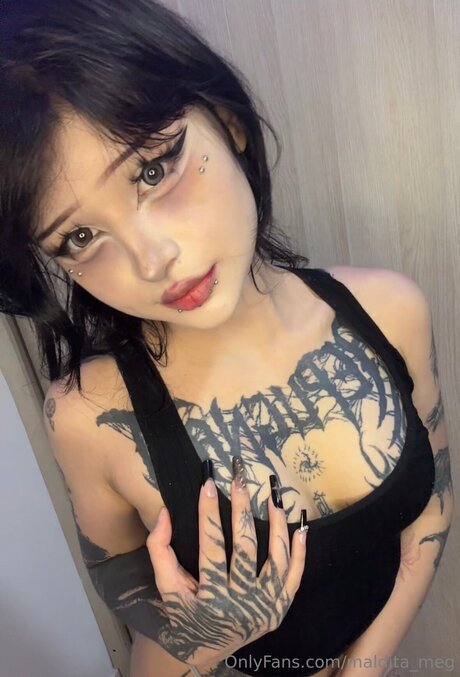 maldita meg exklusive nackte fotos