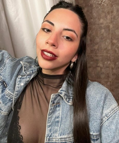 Valentina Kavata hübsche nette bilder