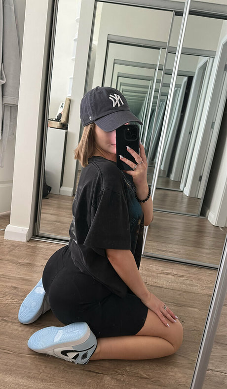 mia monet heiße galerie