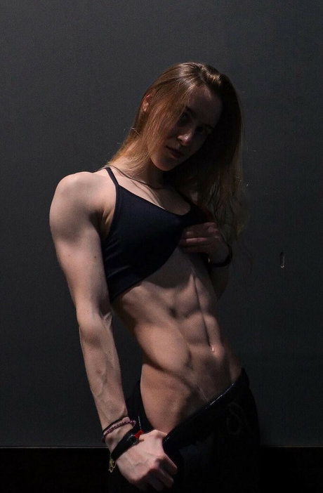 Sabrina Cesta erotische hübsche bild