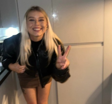 Sarah Anne Hooper exklusive nacktheit fotos