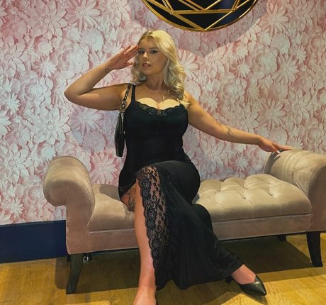 Sarah Anne Hooper schauspielerin heiße foto