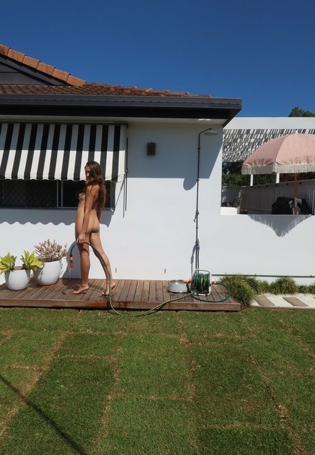 Jessa The Nude Blogger heiße pornografische bild