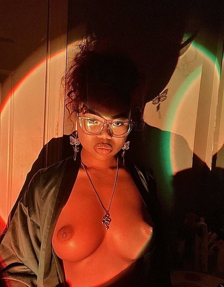 el3phanttittyz model heiße bilder