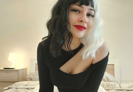 Rada 03 nackten pornostar bild